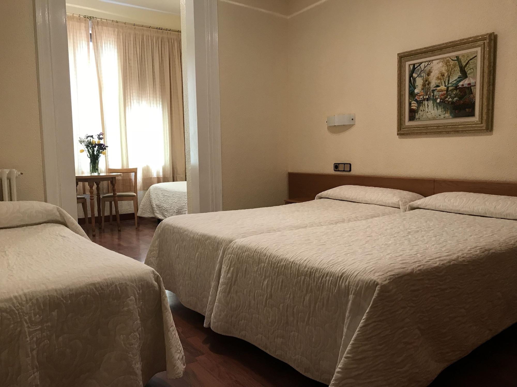 Hotel Pelayo Барселона Екстериор снимка