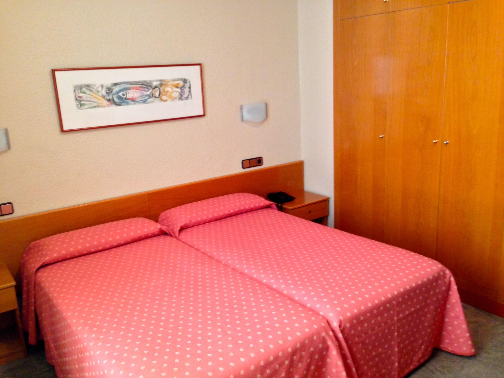 Hotel Pelayo Барселона Екстериор снимка