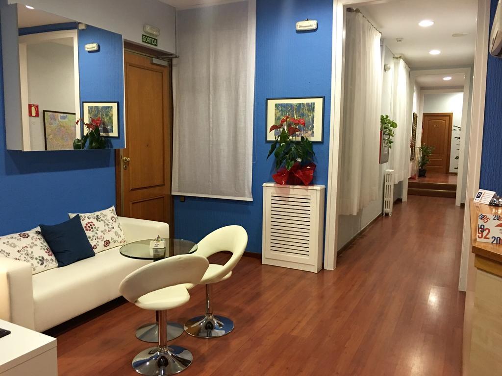 Hotel Pelayo Барселона Екстериор снимка