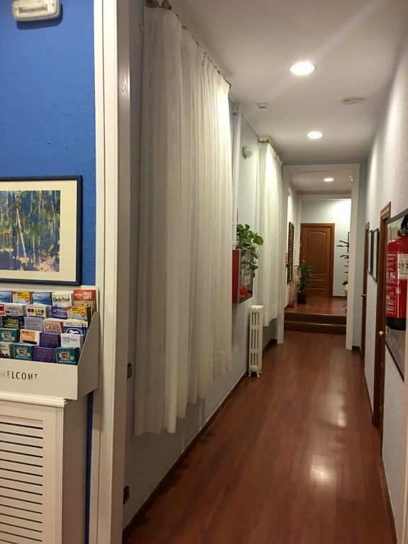 Hotel Pelayo Барселона Екстериор снимка
